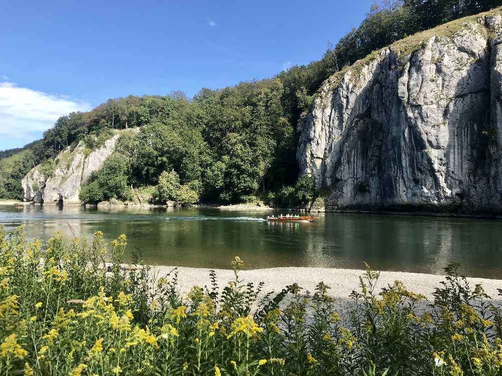 Romantisch und schön: Mit der Zille on Kelheim nach Weltenburg