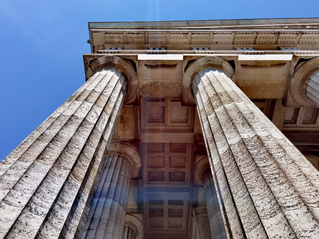 Walhalla Kelheim? Ein griechisch anmutender Tempel in Bayern!