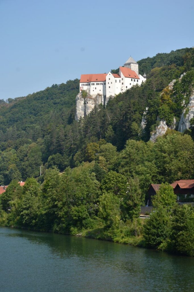 Kelheim Sehenswürdigkeiten Umgebung - das Altmühltal